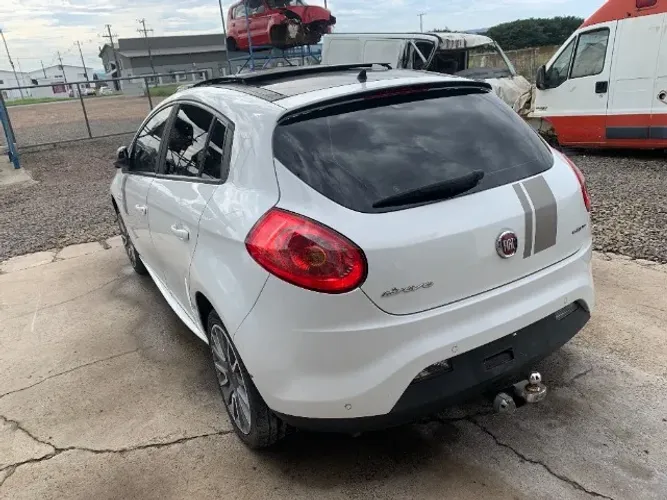 Sucata em peças Fiat Bravo Sporting 1.8 Ano 2013
