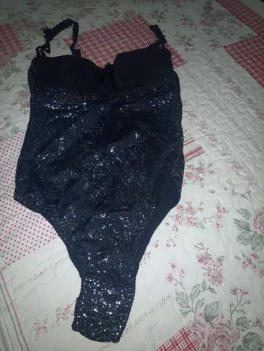 Body preto com bojo e com detalhes prata lindíssimo novo nunca usado