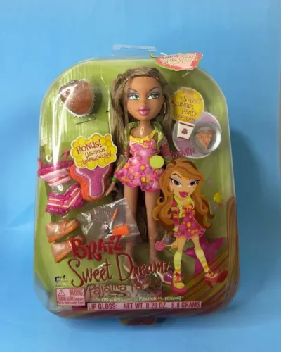 Boneca Bratz Yasmin Sweet Dreamz completa