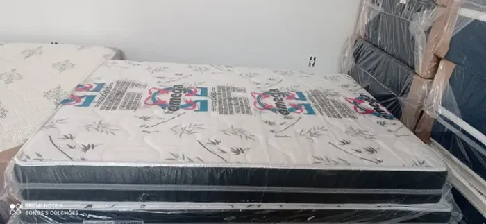 COLCHÃO DE CASAL ESPUMA D65 NOVO