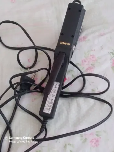 Prancha para cabelos da taiff bivolt 