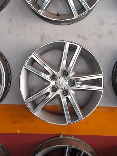 Roda Hyundai i30 unidade