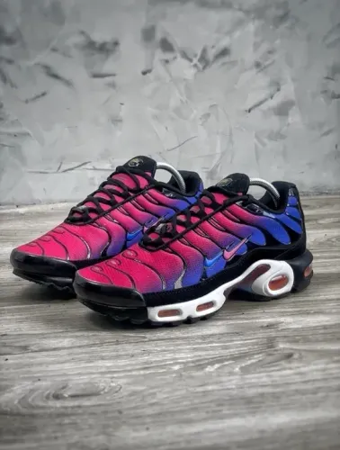 Tênis Nike Air Max Plus