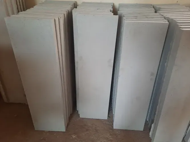 Pingadeira reta 80x23cm com ferro e friso 