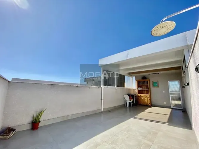 Cobertura em Contagem (Bairro Cabral)  159 m², 2 quartos, 1 suíte, 2 salas