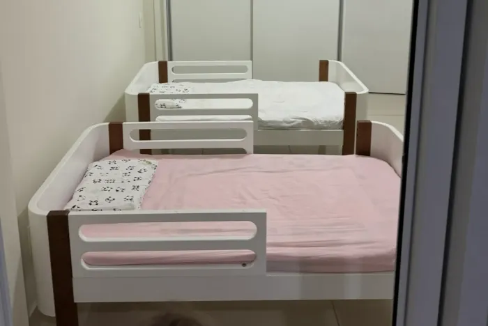 Cama infantil com colchão