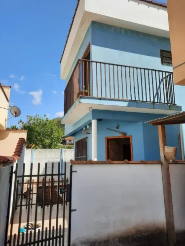 C488 - Casa tipo sobrado com dois dormitórios