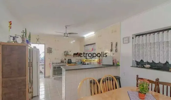 Sobrado com 3 dormitórios à venda, 140 m² por R$ 800.000,00 - Parque Jaçatuba - Santo Andr