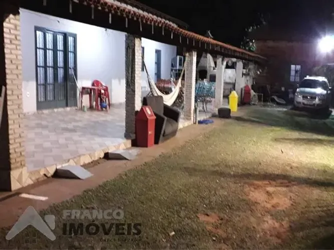 Chácara 3.000 metros São Miguel Arcanjo - Escritura - Piscina - Campo de Bocha!!!