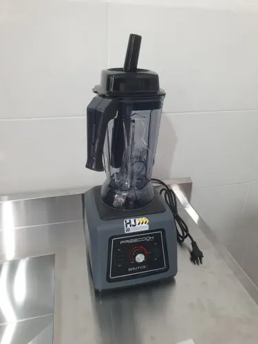 JR. Liquidificador Industrial Freecook Blender Brutus