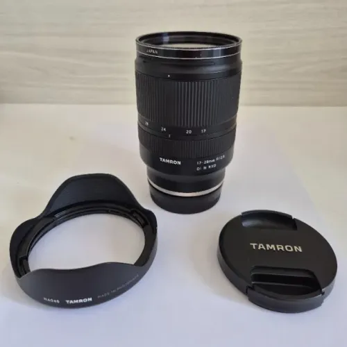 Lente Tamron 17-28mm F/2.8 Di Iii Rxd Sony E-mount