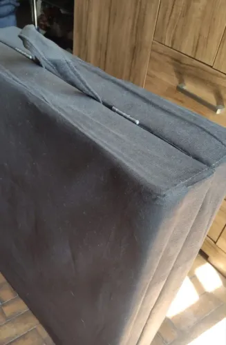 Cama Portátil e Dobrável - Semi nova - 170 x 60 cm