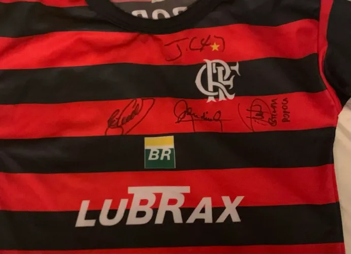 Camisa autografada Flamengo 
