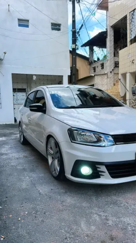 Voyage 1.6 completão carro Lindo como tá nas fotos