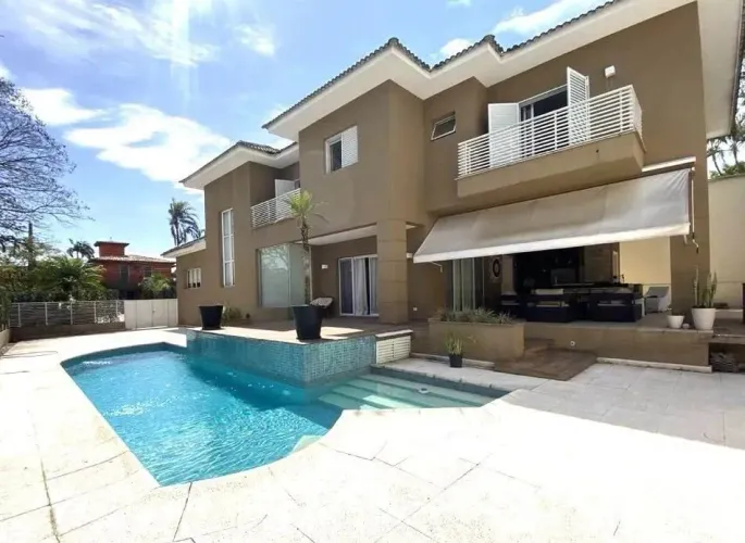 Casa à venda em Santana de Parnaíba, Alphaville, com 4 quartos, com 467.96 m², Residencial