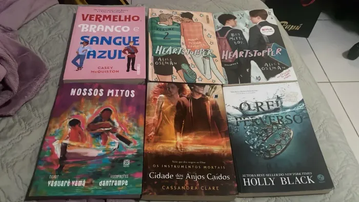 Vendo livros em excelente estado. Leia a Descrição!