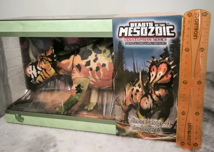 Jurassic world Beasts of the Mesozoic Sinoceratops Lacrado Hammond 