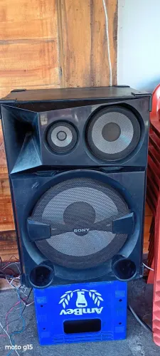 Caixa de som profissional Sony potência de som 