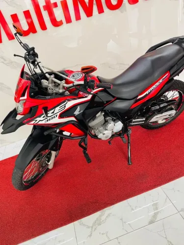 VENDO XRE 300 RALLY//2019