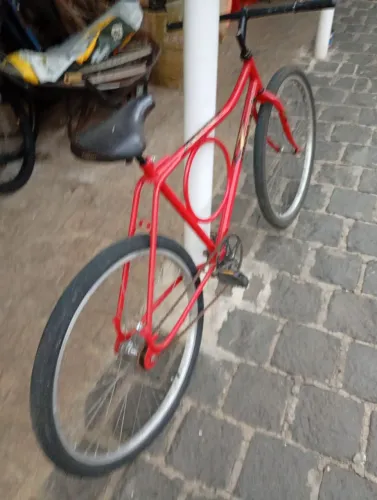 Bicicleta Vermelha Aro 26
