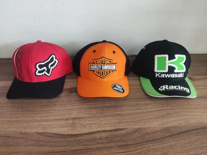 Boné Varias Marcas de Motos