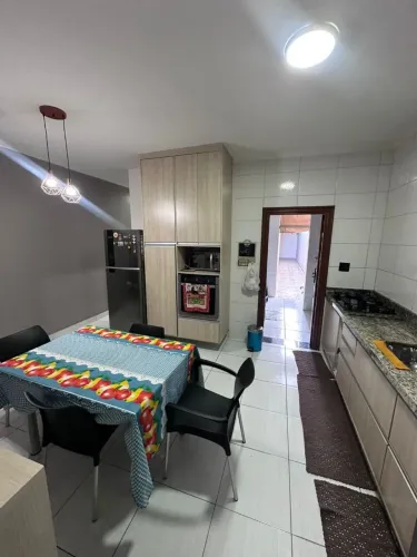 Vendo linda casa Cidade Edson