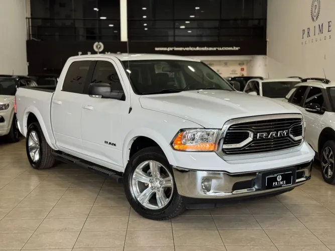 Ram Classic Laramie 5.7 V8 16V Gasolina 4X4 Aut. 2023