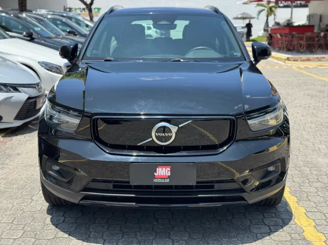 VOLVO XC40 PURE RECHARGE - JMG