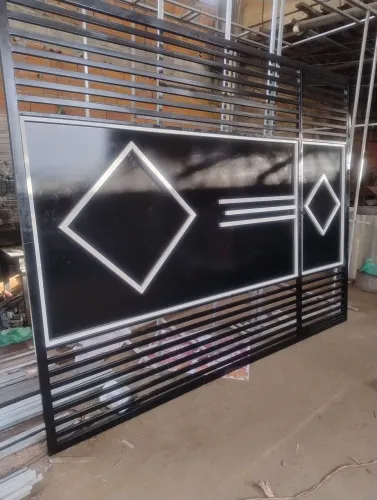 Portão de Ferro Sob Medida - Design Moderno