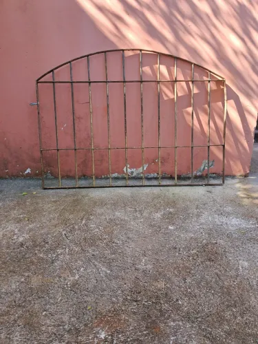 Grade de ferro para proteção