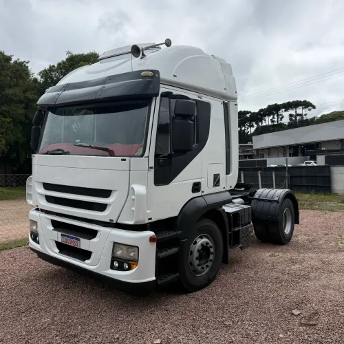 Cavalo Mecânico Iveco Stralis 380 2010