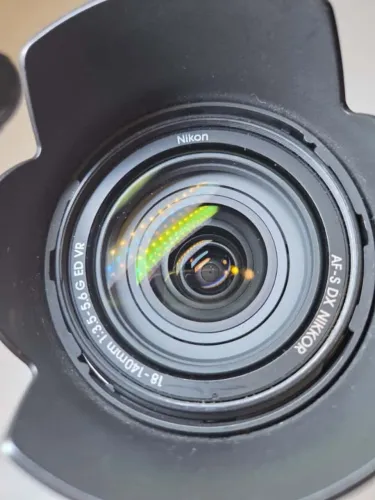 Lente Nikon 18-140mm DX VR