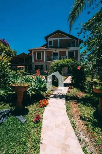 Chácara com 3 dormitórios à venda, 2100 m² por R$ 1.600.000,00 - Chácaras Poços de Caldas