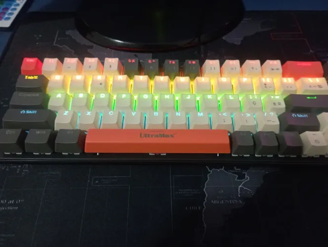 Teclado gamer, mecânico switch red