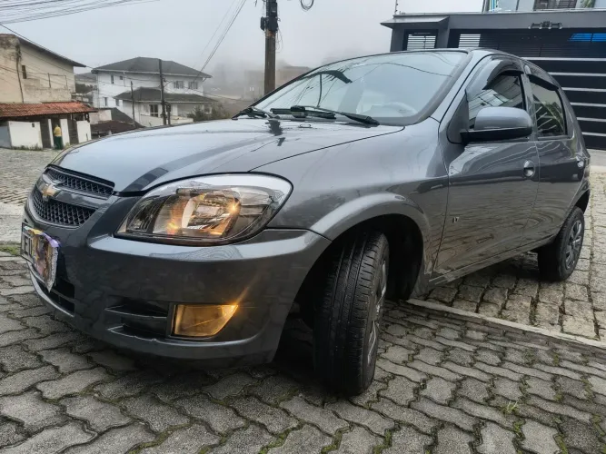 Chevrolet Celta Spirit/ LT 1.0 MPFI 8V Flexp. 5P 2012