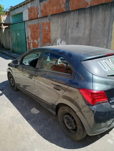 Chevrolet Onix Hatch LT 1.0 8V Flex Mec. 4P 2019