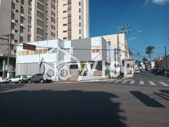 Prédio comercial, 690m2, antiga agência Itaú, na Praça Matriz de Itu