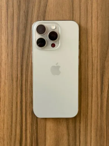 IPhone 16 Pro - 128 GB - Aceito Trocas (12x 405)