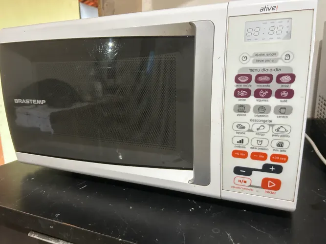 Microondas Brastemp