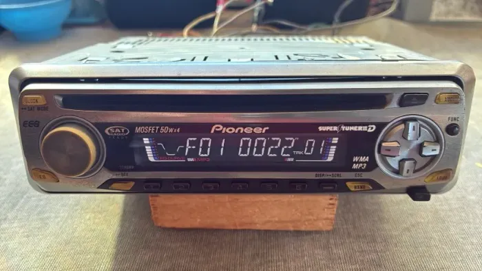 Rádio Automotivo Cd Player Pioneer DEH-P3700M 