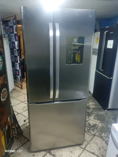 Geladeira Eletrolux 580 L.inox 3 portas com garantia e Frete grátis pra Guarulhos