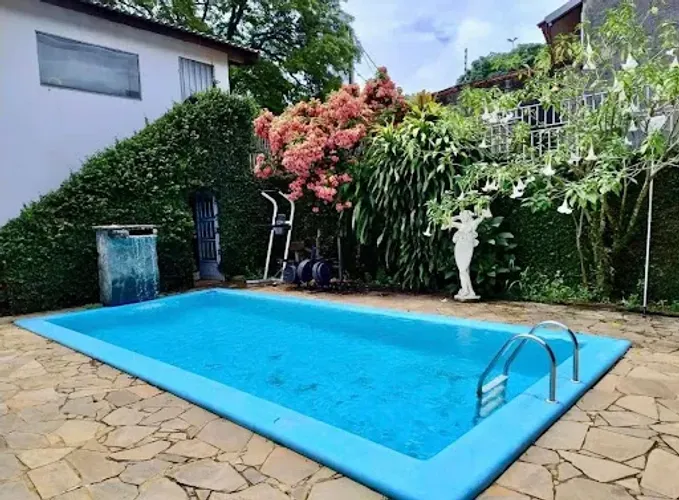 Casa alto padrão para alugar Jd Novo Mundo