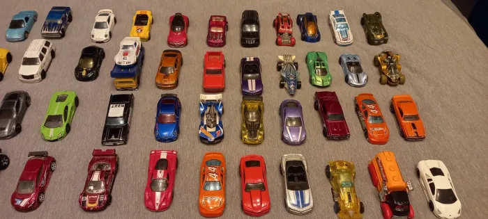 Coleção HotWhells +50 miniaturas Especiais(+15 anos)
