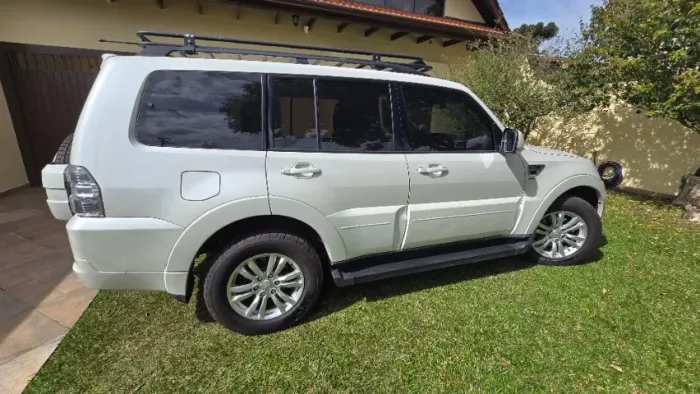 Mitsubishi Pajero HPE Full 3.2 4X4 T.i.dies. 5P AUT 2014