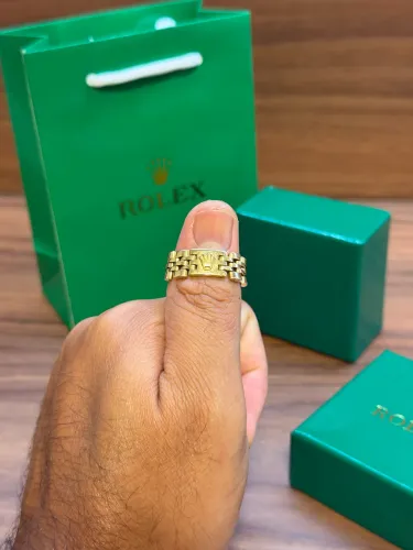 Anel Rolex todo em ouro 18k tamanho 21/22 peso 9.4g