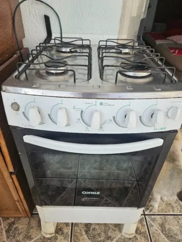 Vendo fogão 4 bocas consul