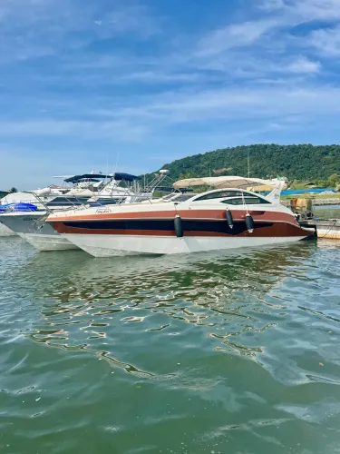 LANCHA REAL 365 DIESEL - 2021 Parelha Mercruiser QSD 2.8L Diesel 220HP B3 DTS