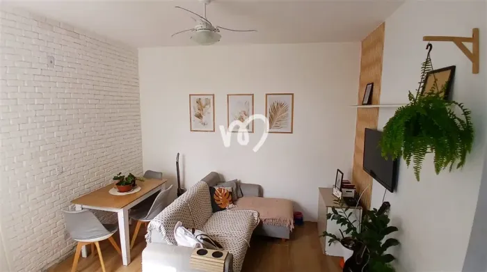 Apartamento de 2 Quartos com vaga de garagem