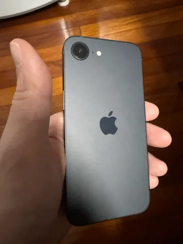 iPhone 16e 128GB - Semi Novo | Excelente Estado