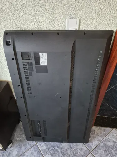 TV PHILIPIS 50PUG6102/78 display trincado